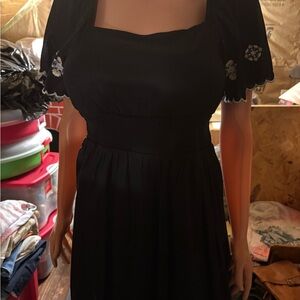 Women’s Elegant Black Dress with Floral Accents Size S